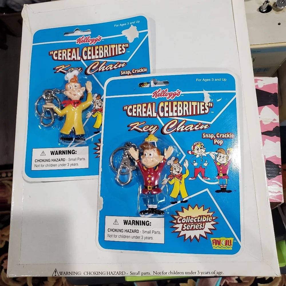 ❤️ Vintage Kellogg’s Cereal Keychain Ornaments and Fisher Price 
